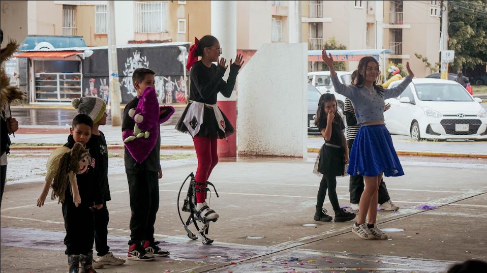Actividad Cultural Comunitaria: Voces de invierno: un encuentro teatral