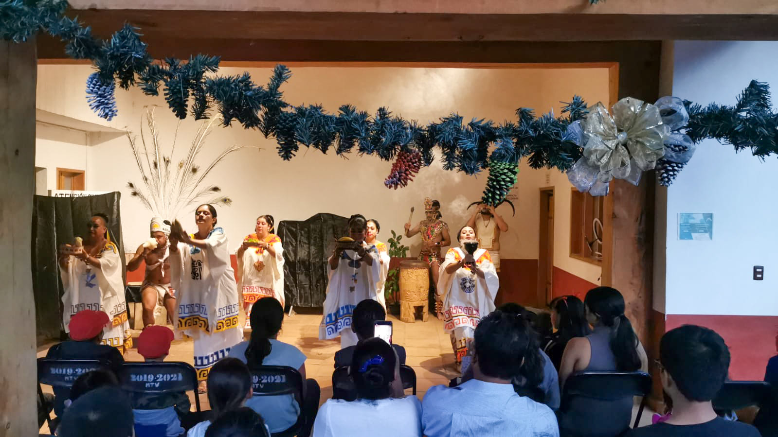 Actividad Cultural Comunitaria: Noche de teatro y danza en Tetela del Volcán