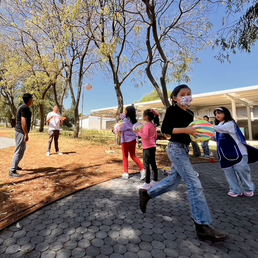 Actividad Cultural Comunitaria: ¡A jugar en el Pabellón!