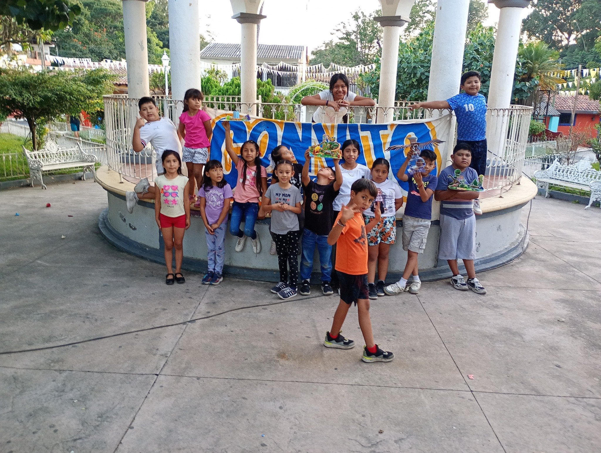 Actividad Cultural Comunitaria: Convite cultural en el Jardin principal de Suchitlán, Comala, Colima