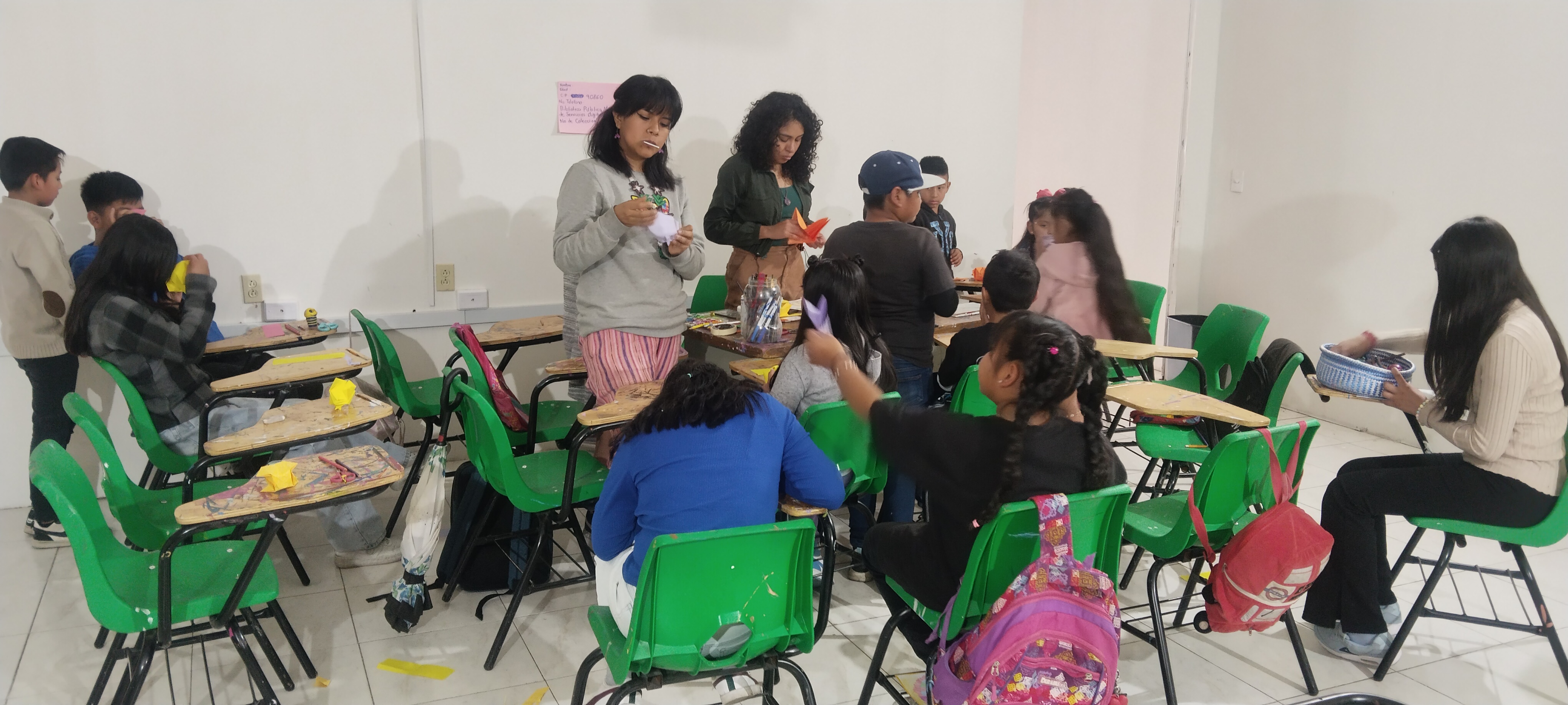 Actividad Cultural Comunitaria: Escultura con reciclaje