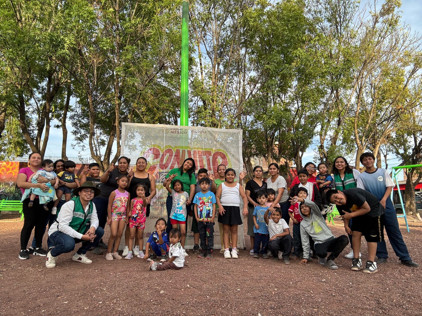 Actividad Cultural Comunitaria: Convite cultural en el Parque Vecinal Lucio Cabañas, Irapuato, Guanajuato