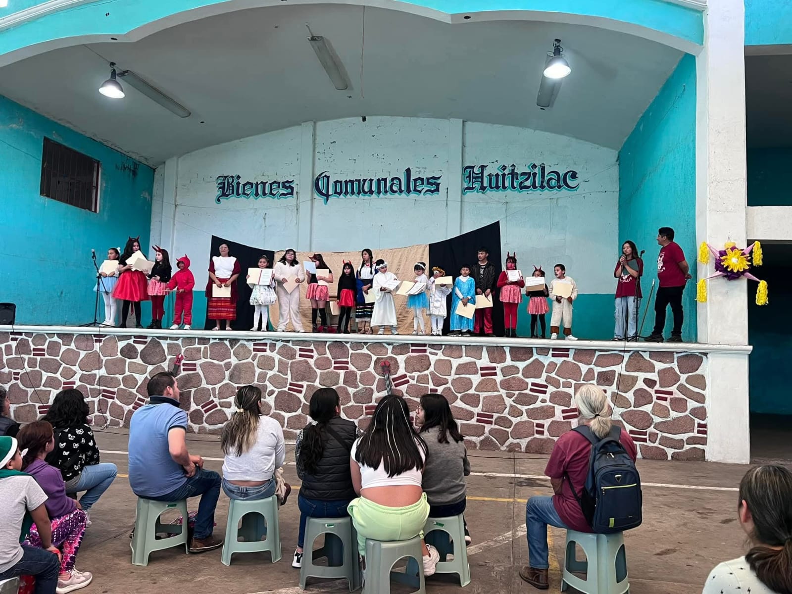 Actividad Cultural Comunitaria: Buscando al niño Dios