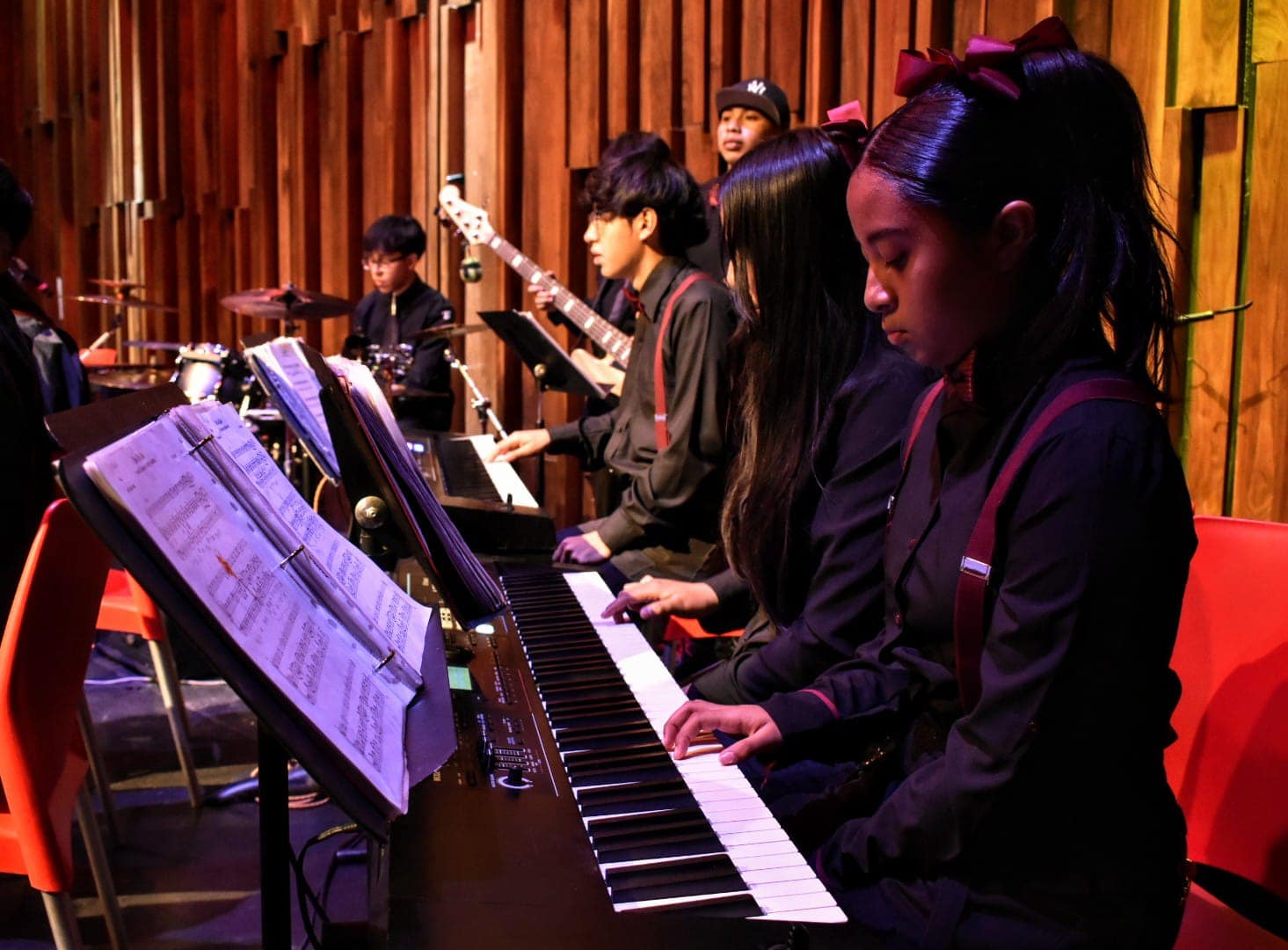 Actividad Cultural Comunitaria: Improvisando sonrisas