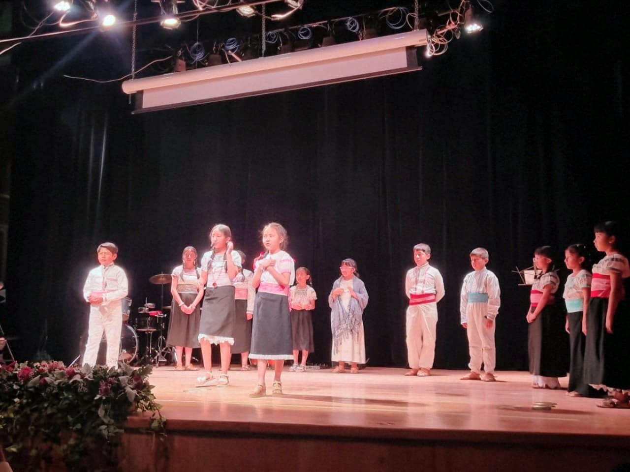 Actividad Cultural Comunitaria: Tocamos y cantamos villancicos en yuhmu