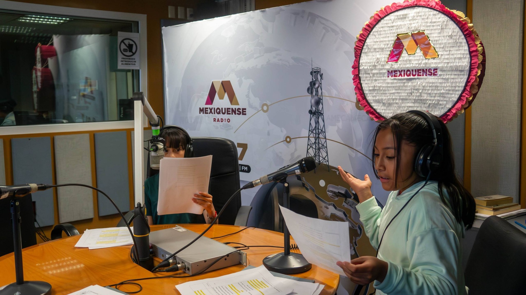 Actividad Cultural Comunitaria: Explorando las Mil Puertas