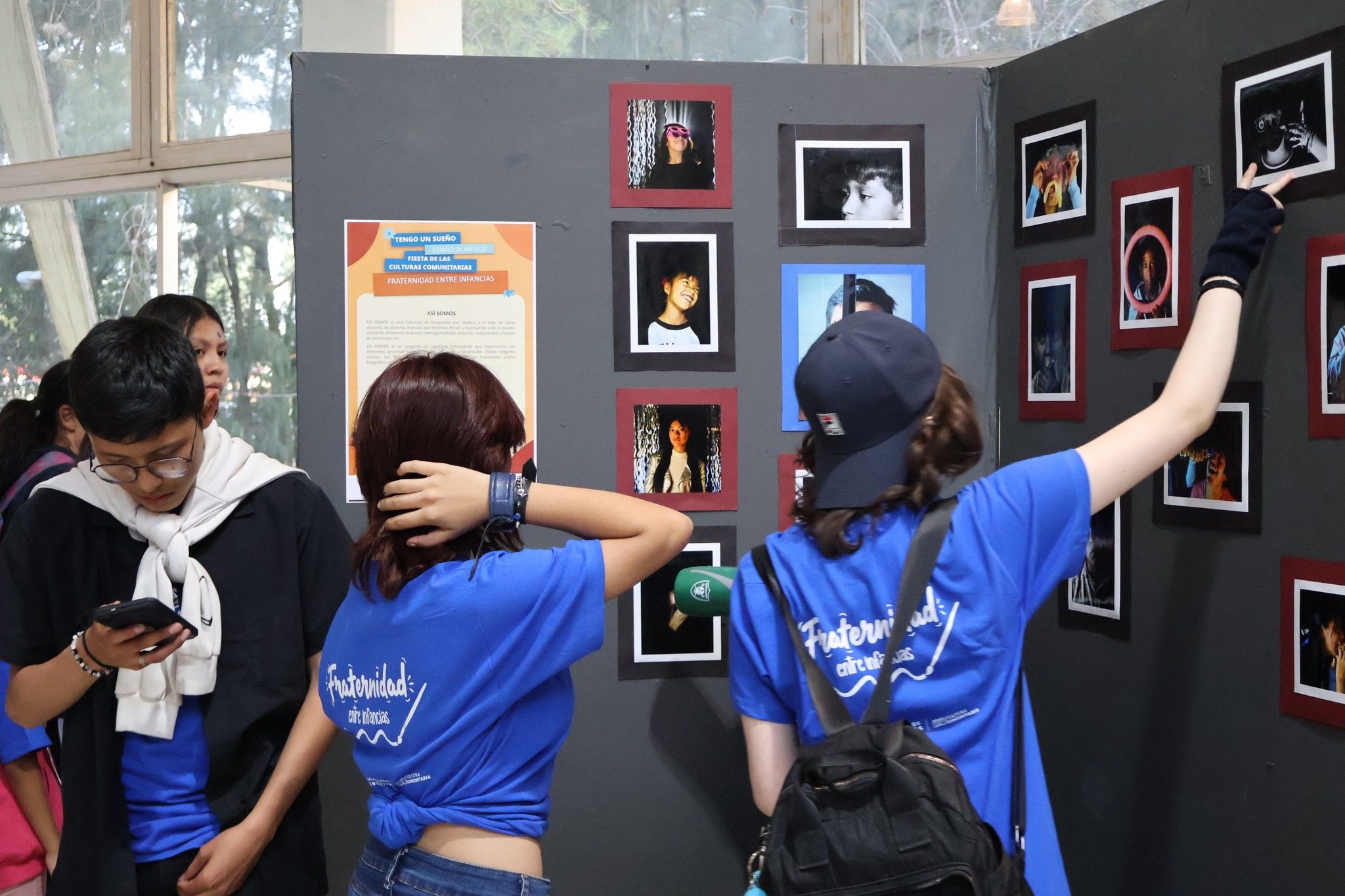 Actividad Cultural Comunitaria: ASÍ SOMOS: El drag queen como resistencia social