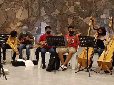 Semillero Creativo de Ensamble comunitario de son jarocho de San Andrés Tuxtla